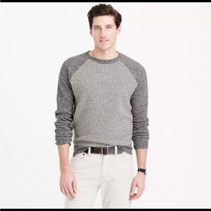 J.Crew Black Label Mens Lambswool Gray Chevron Pullover Knit Sweater Size Small